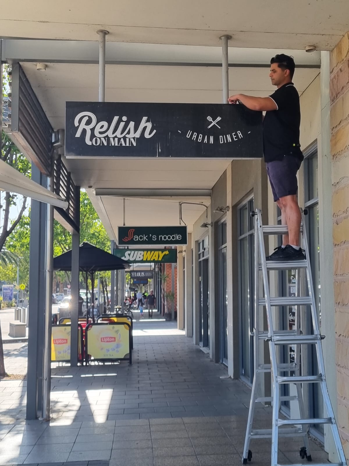 relish-on-main